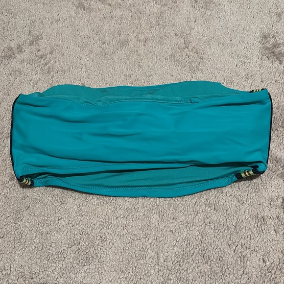 Bathing suit - Picture 7 of 7